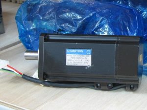 Động cơ Servo Q1AA07075DXS35